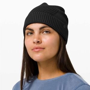 Lululemon Crazy Cozy Black Beanie